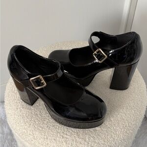 Elegant Black Mary Jane Heels